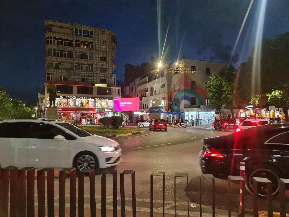 טיראנה La Mirage Suites & Apartments מראה חיצוני תמונה