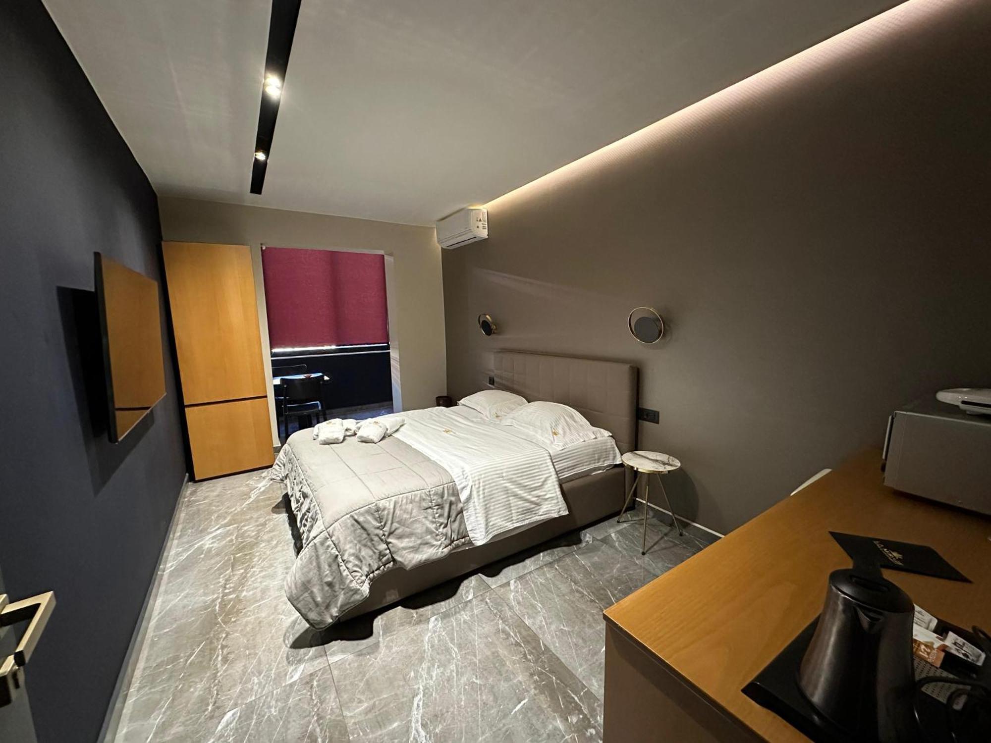 טיראנה La Mirage Suites & Apartments מראה חיצוני תמונה