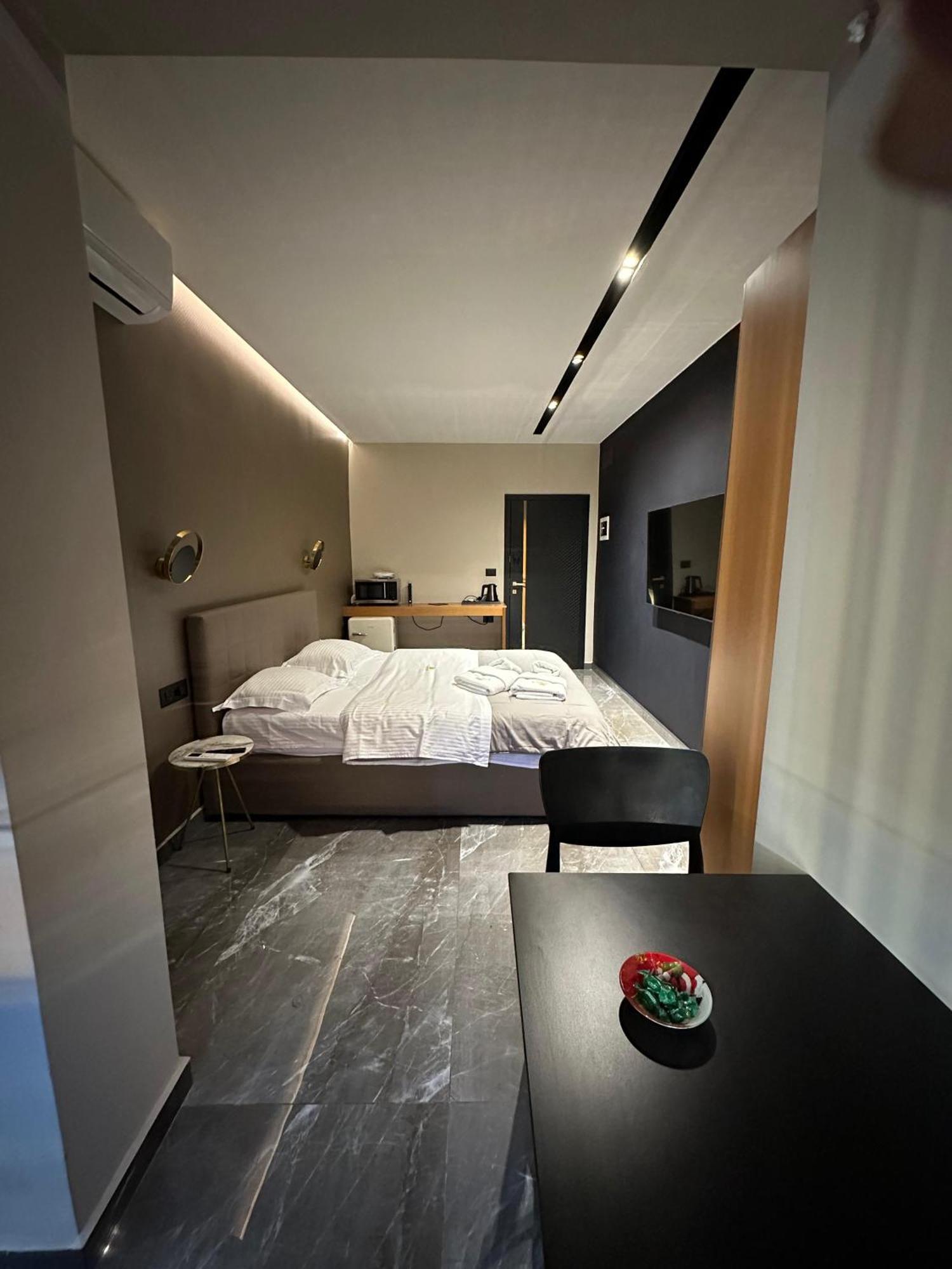 טיראנה La Mirage Suites & Apartments מראה חיצוני תמונה