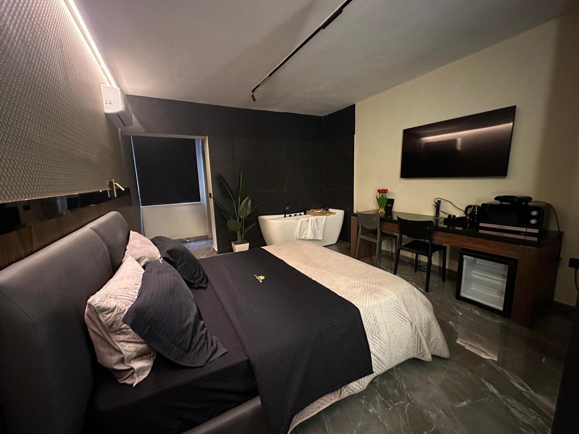 טיראנה La Mirage Suites & Apartments מראה חיצוני תמונה